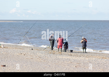 Fleetwood - Lancashire, England mit Anglern am Strand Stockfoto