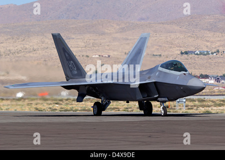 F-22 Raptor Rollen. Stockfoto