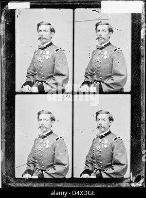 Dieses Foto von Mathew Brady zeigt General Alfred N. Duffie, einen bedeutenden Gewerkschaftsoffizier während des Amerikanischen Bürgerkriegs. Es ist Teil der umfangreichen Sammlung von Bildern aus der Zeit des Bürgerkriegs, die im U.S. National Archives aufbewahrt werden. Stockfoto