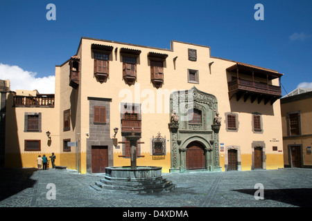 LAS PALMAS-HAUPTSTADT VON GRAN CANARIA. COLUMBUS-HAUS NEBEN DEM DOM VON SANTA ANA IN DER PLAZA DEL PILAR NUEVO, ALTSTADT Stockfoto