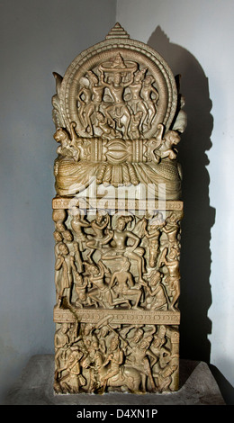 Buddhistische Gruppe 1 Cent AD Büschel von Siddhartha zum Himmel - Siddhartha in der Palast - Mahabhinishkra Mana Andhra Pradesh, Indien Stockfoto