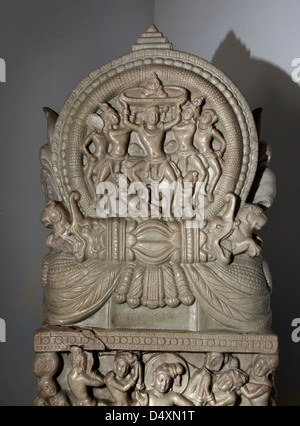Buddhistische Gruppe 1 Cent AD Büschel von Siddhartha zum Himmel - Siddhartha in der Palast - Mahabhinishkra Mana Andhra Pradesh, Indien Stockfoto