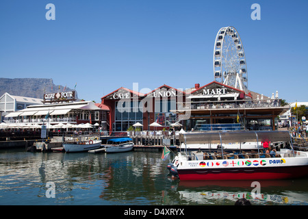 Cape Town Waterfront Becken mit Restaurants - Südafrika Stockfoto