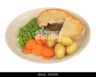 Steak Pie mit Gemüse Stockfoto