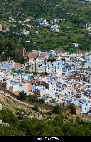 Blick auf die Stadt Chefchaouen (Chaouen), Tangeri-Tetouan Region, Rif-Gebirge, Marokko. Stockfoto