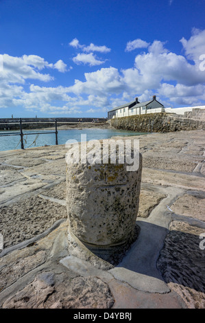 auf dem Land Lyme Regis Hafen Dorset Stockfoto