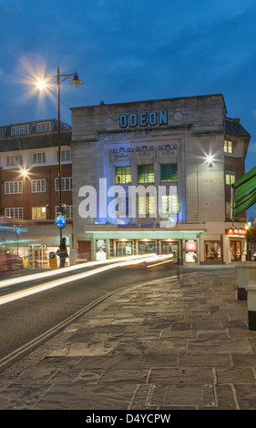 Odeon-Kino in der Nacht auf Hill Street, Richmond Upon Thames, Süd-West-London, England Stockfoto