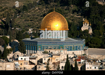 Israel, Jerusalem. Eine erhöhte Stadtansicht Tempelberg mit dem Felsendom in Jerusalem. Stockfoto