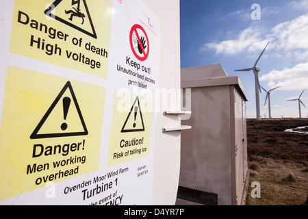 Ovenden moor Windpark, eines der ältesten im Vereinigten Königreich auf Mauren über Keighley, Yorkshire, Großbritannien. Stockfoto