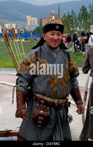 Stolz Bogenschütze, Naadam-fest, Ulaanbaatar, Mongolei. Kredit: Kraig Lieb Stockfoto