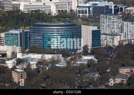 Luftbild des Canberra CBD Civic Canberra Australien erhöht, von Black Mountain Sendeturm aus gesehen. Stockfoto