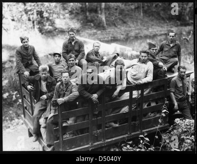 Gruppe von CCC Jungs aus Idaho arrived just in Camp in der Nähe von Andersonville, Tennessee, Oktober 1933 Stockfoto