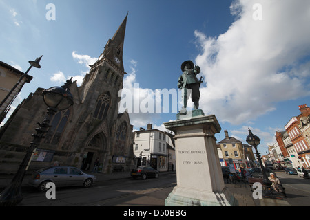 Oliver Cromwell Statue und Freikirche Markt Hill St Ives Cambridgeshire Stockfoto