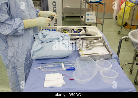 Chirurgie Krankenhaus Betrieb NHS Zulassung Arzt Chirurg Eintritt Stockfoto