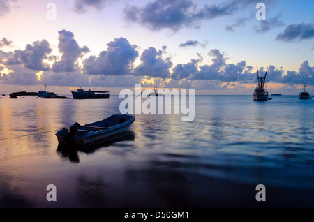 San Andres-Insel-Hafen in der Karibik in den frühen Morgenstunden Stockfoto