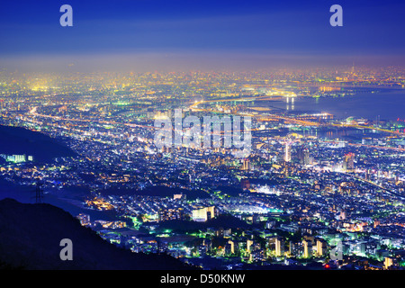 Ansicht von mehreren japanischen Städten in der Kansai-Region von Mt. Maya. Die Ansicht bezeichnet man eine "zehn Millionen Dollar Night View." Stockfoto