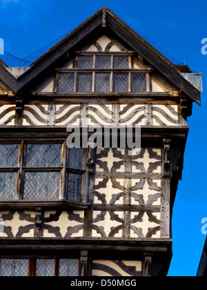 Elizabethan alten hohen Haus in Stafford Staffordshire umrahmt das größte Holz Stadthaus in England, die jetzt als Museum genutzt Stockfoto