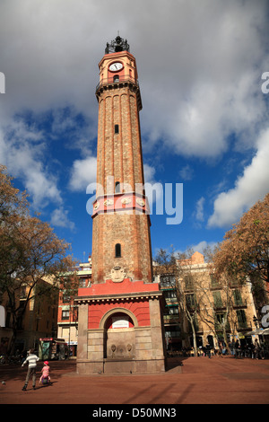 Gracia, Uhrturm am Placa del Sol, Barcelona, Spanien Stockfoto