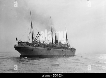 Steuerbord Quartal Blick des Liners "Gascon" im Gange Stockfoto