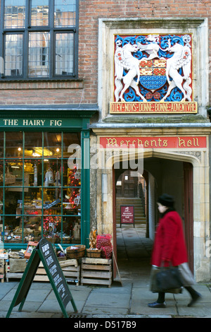 Eingang zu den Hallen der Merchant Adventurer auf Fossgate in York, Yorkshire, England Stockfoto