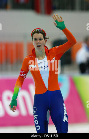 21. März 2013 - März Sotschi - 21,2013. Â «Adler ArenaÂ» Sotschi, Russland. Die 15. Essent ISU World einzelne Entfernung Eisschnelllauf Championships.Pictured: Eisschnellläufer Ireen Wüst (Credit-Bild: © Andrei Golovanov - Sergei Kivrin/PhotoXpress/ZUMAPRESS.com) Stockfoto