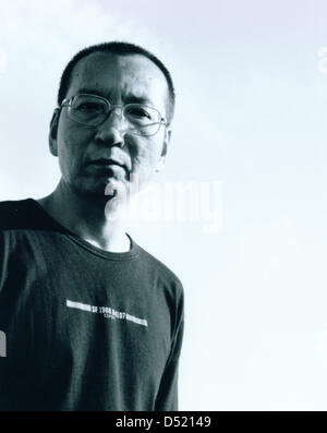 Eine undatierte Liu Xia Handout des inhaftierten chinesischen Dissidenten und Bürgerrechtler Liu Xiaobo in Peking, China. Inhaftierten chinesischen Dissidenten Liu Xiaobo hat den Friedensnobelpreis 2010, das norwegische Nobelkomitee teilte am 8. Oktober 2010 in Oslo verliehen. Foto: LIU XIA / HANDOUT / redaktionelle Nutzung nur Stockfoto
