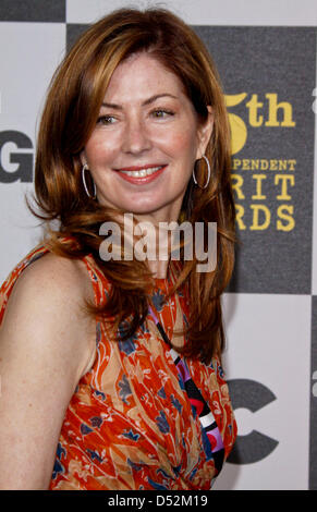 US-Schauspielerin Dana Delany kommt für den 25. Film Independent Spirit Awards in Los Angeles, CA, USA, 5. März 2010. Den Spirit Awards ehrt independent-Filmproduktionen. Foto: Hubert Boesl Stockfoto