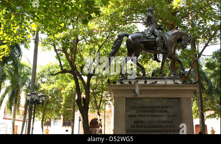 Reiterstatue von Simon Bolivar. Bolivar-Platz. Cartagena de Indias. Kolumbien. Stockfoto