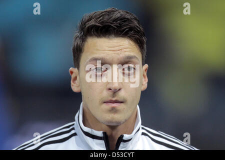 Astana, Kasachstan. 22. März 2013. Deutschlands Mesut Oezil während der FIFA WM 2014 Qualifikation Gruppe C Fußball-match zwischen Kasachstan und Deutschland in Astana, Kasachstan, Astana Arena 22. März 2013. Foto: Fredrik von Erichsen/Dpa/Alamy Live News Stockfoto