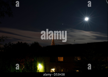 St Giles Kirche, Camberwell im Mondschein Stockfoto