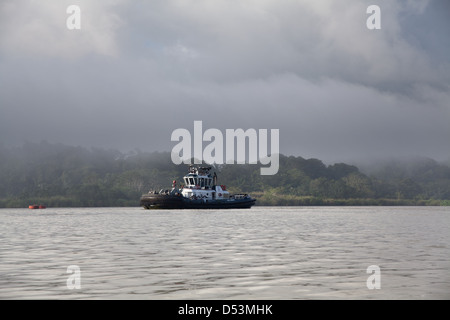 Schlepper auf den Panama-Kanal, Republik von Panama. Stockfoto