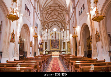 MADRID - März 10: Hauptschiff der Kirche San Jerónimo el Real bauen im gotischen Stil isabellinische vom 16. Jhdt. Stockfoto