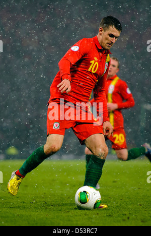 Aaron Ramsay in Aktion während des Spiels World Cup Gruppe A im Hampden Park Stadium Stockfoto