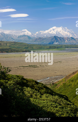 Mt. McKinley (Denali Berg), höchster Punkt in Nordamerika (20.320') gesehen von der Westseite des Denali-Nationalpark, AK Stockfoto