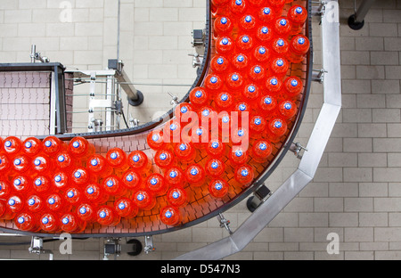 Schottlands Lieblingsgetränk Irn-Bru produziert in A G Barr, Glasgow. Stockfoto