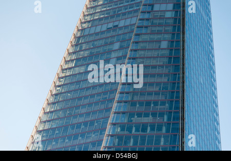 Close-up of The Shard (Shard of Glass oder London Bridge Tower), 95-geschossiges Hochhaus entworfen von Renzo Piano, London, England, UK Stockfoto