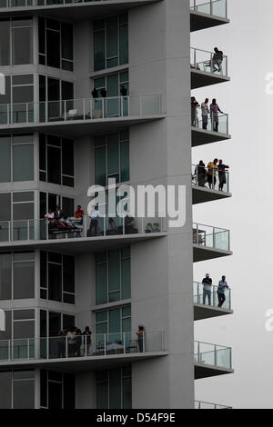 24. März 2013 - St. Petersburg, Florida, US - CHRIS ZUPPA |   Zeiten. Motorsport-Fans sehen die Honda-Grand Prix von St. Petersburg in St. Petersburg, Florida, am 24.03.2013. (Kredit-Bild: © Chris Zuppa/Tampa Bay Times/ZUMAPRESS.com) Stockfoto