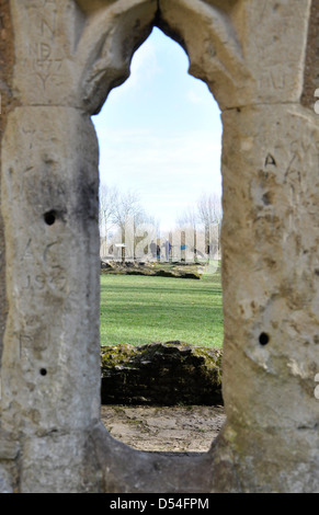 Alte Ruinen der Minster Lovell Hall, ehemaligen Gutshof. Minster Lovell Oxfordshire England UK Stockfoto