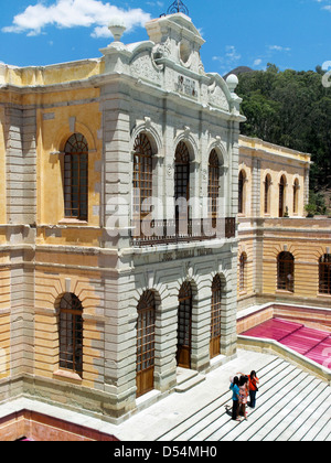 ehemaligen vorderen Haupteingang alte Trapega Textilfabrik umgewandelt in Mitte für die Künste in San Agustin Etla Oaxaca Mexico Stockfoto