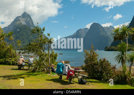 Mitre Peak und Milford Sound, Fiordland, Neuseeland Stockfoto