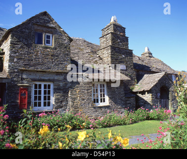 14. Jahrhundert Tintagel Old Post Office, Trenale Lane, Tintagel, Cornwall, England, Vereinigtes Königreich Stockfoto