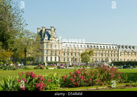 Palais du Louvre und der Jardin des Tuileries, Paris, Frankreich Stockfoto