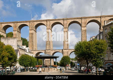 Viadukt bei Morlaix, Bretagne, Frankreich Stockfoto