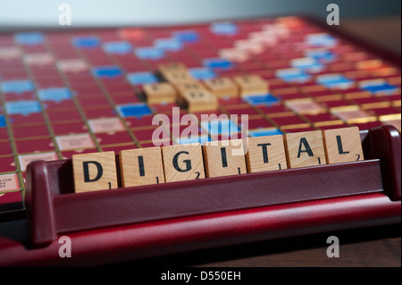 Hamburg, Deutschland, Scrabble Buchstaben bilden das Wort DIGITAL Stockfoto