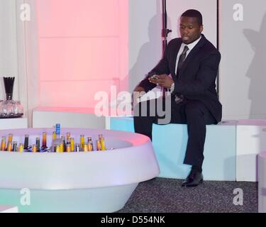 Berlin, Deutschland. 24. März 2013. Curtis James "50 Cent" kümmert sich um die Premiere des Films "All Things Fall Apart" in Berlin. 24. März 2013.  Bildnachweis: Dpa Picture Alliance / Alamy Live News Stockfoto