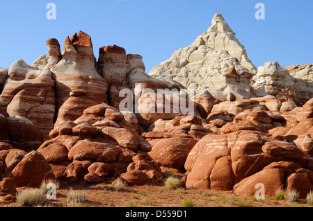 Die atemberaubende Landschaft des „Blue Canyon“ mit seinen seltsam geformten, bunten Hoodoos, Felsspitzen und Sandsteinformationen, Arizona, USA Stockfoto