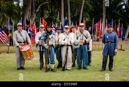 Männer der südlichen Konföderierten Armee auf die Gamble-Plantage in Florida Stockfoto