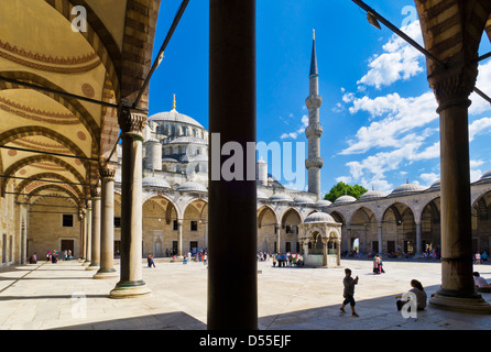 Die blaue Moschee (Sultan Ahmet Camii), Sultanahmet, zentral-Istanbul, Türkei Stockfoto