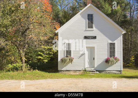 Altes Schulhaus in Sunday River, Maine. Stockfoto