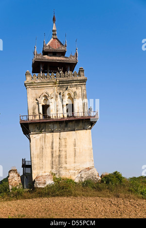 Nanmyin Wachturm, Inwa, Mandalay-Division, Myanmar, Asien Stockfoto